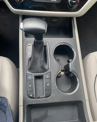 Kia Sedona cena 91900 przebieg: 109500, rok produkcji 2018 z Białystok małe 277